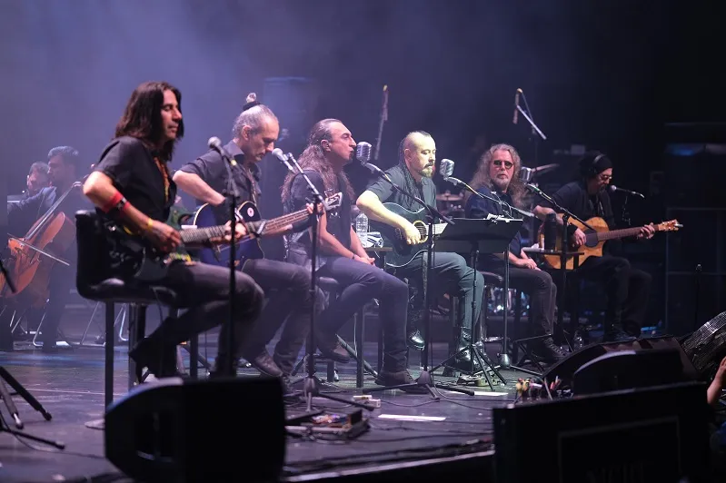 “ISTANBUL NIGHT FLIGHT” DA “PENTAGRAM”RÜZGÂRI ESTİ