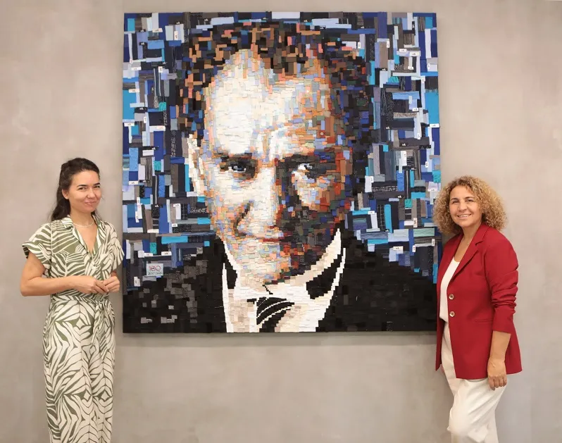 adL’DEN CUMHURİYET’İN 100. YILINA ÖZEL ANLAMLI MUSTAFA KEMAL ATATÜRK PORTRESİ