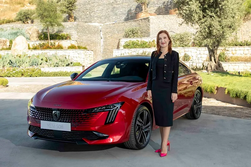 PEUGEOT TÜRKİYE ALFA AWARDS’TA 2023 YILININ BİNEK OTOMOBİL MARKASI SEÇİLDİ!