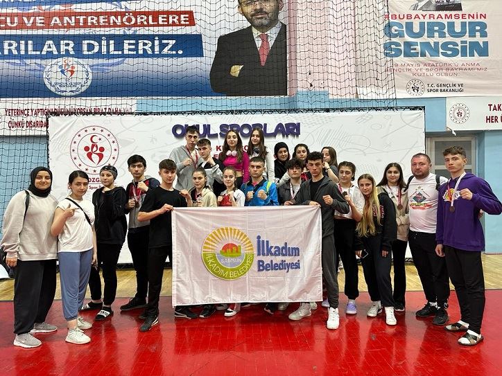 BAŞKAN DEMİRTAŞ İLÇEMİZİN ADININ BAŞARILI SPORCULARLA ANILMASINI İSTİYORUZ