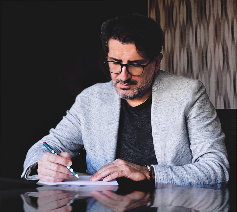 SERHAN KURŞUN’UN KALEME ALDIĞI; “GARAZ” 2.BASKISIYLA RAFLARDA!