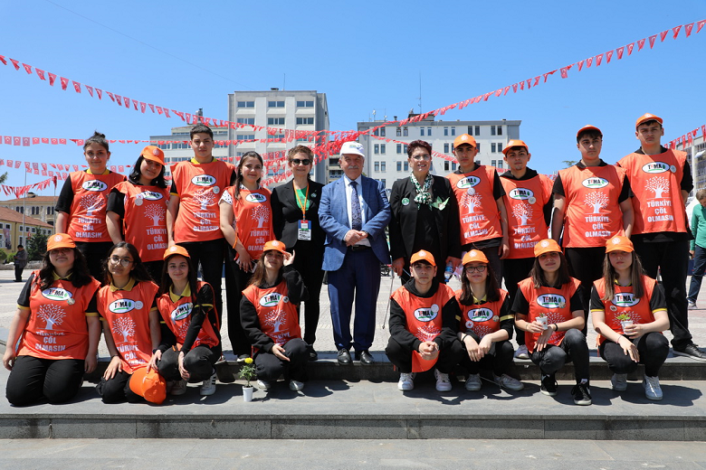 BAŞKAN DEMİRTAŞ BİZ DOĞANIN VE ÇEVRENİN SAHİBİ DEĞİL BİR PARÇASIYIZ
