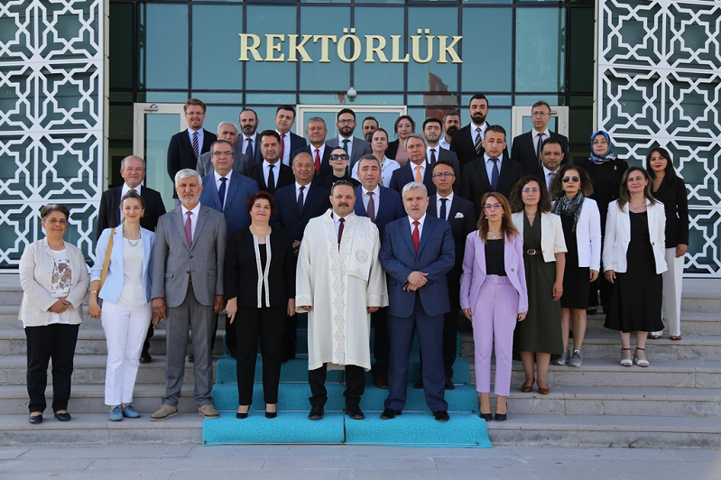 REKTÖR ALPAY ARIBAŞ GÖREVE BAŞLADI