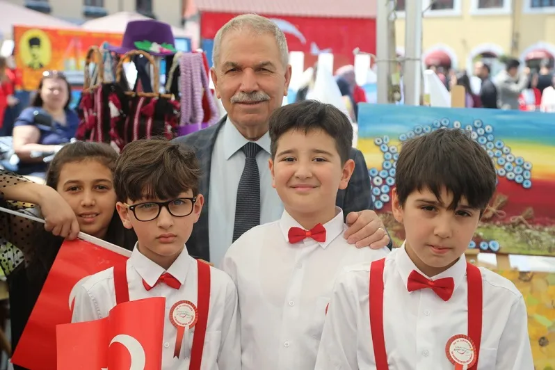 BAŞKAN DEMİRTAŞ YENİ EĞİTİM VE ÖĞRETİM YILINI KUTLADI