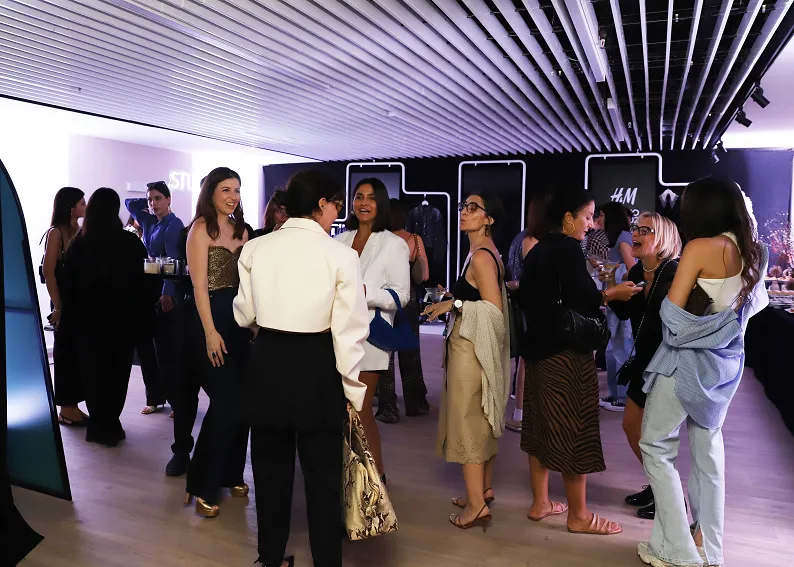 H&M STUDIO A/W23 KOLEKSİYONU ÖZEL BİR LANSMAN PARTİSİ İLE TANITILDI