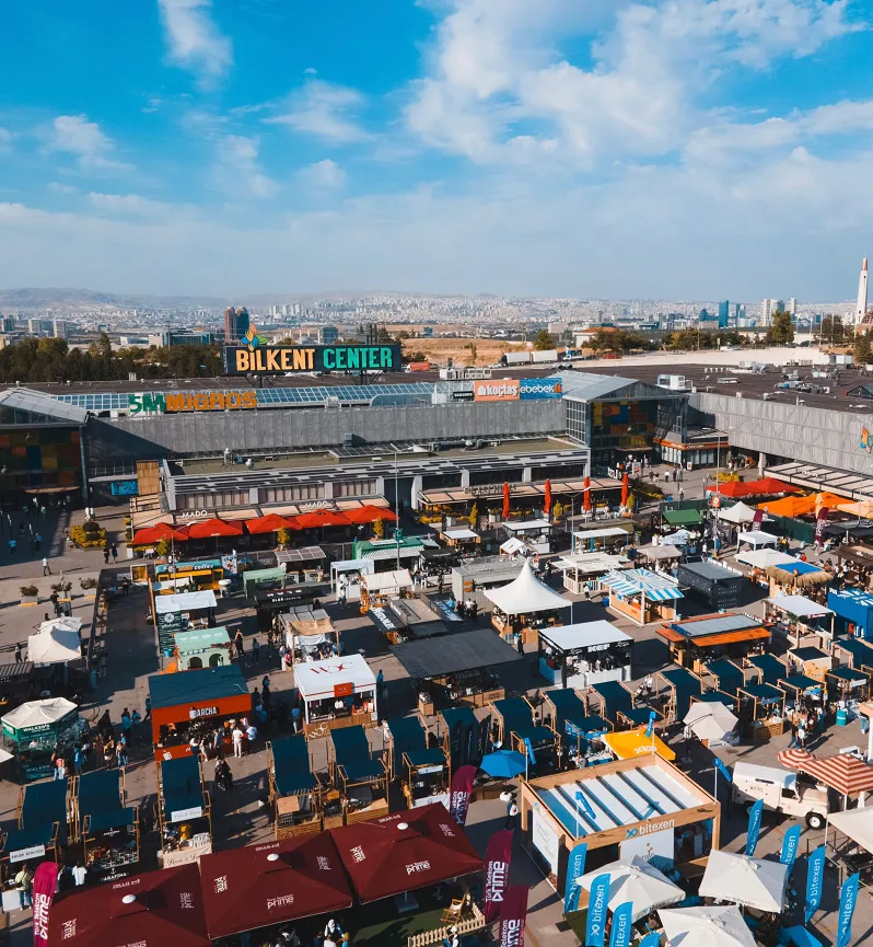 KAHVE TUTKUNLARINI BULUŞTURAN FESTİVALDE İKİNCİ GÜN DOLU DOLU GEÇTİ