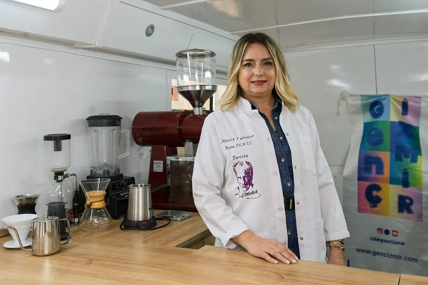 İzmir’in Mobil Barista Otobüsü yollarda 