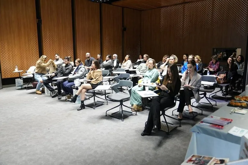 LİV HOSPİTAL GEBELİK OKULU MERAK EDİLENLERİ YANITLADI