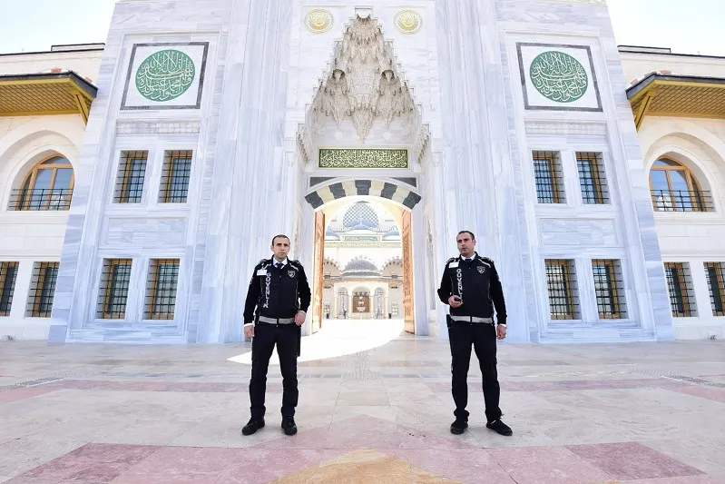 İBB’NİN TEMİZLİK HİZMETİ VERDİĞİ SELATİN CAMİ SAYISI 42’YE ÇIKTI