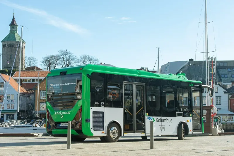 Otonom e-ATAK Avrupa’da Tünelden Geçebilen İlk Sürücüsüz Toplu Taşıma Aracı Oldu! 