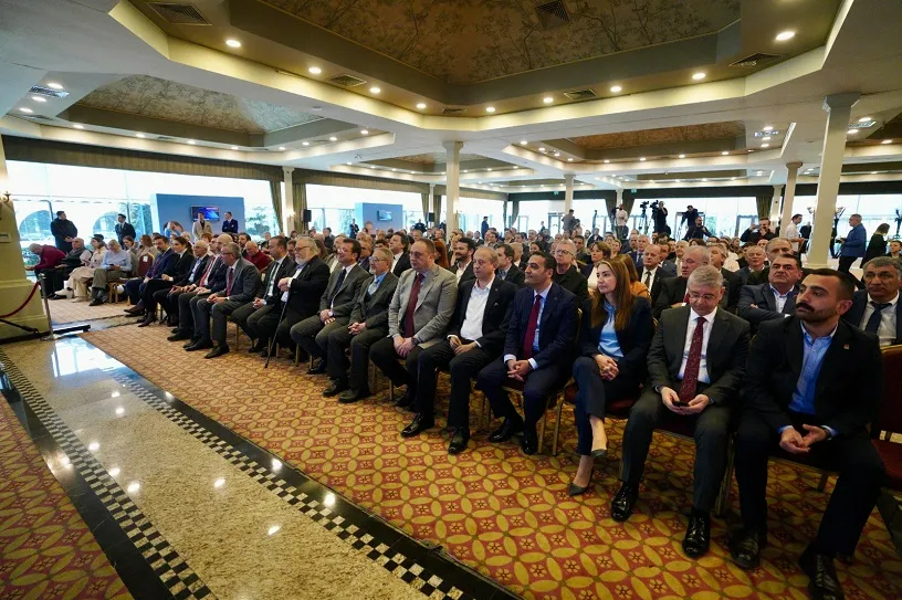 İMAMOĞLU: ATTIĞIMIZ DEMOKRASİ TOHUMLARI DÜNYAYA ÖRNEK OLACAK
