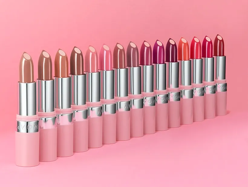 Avon, makyaj ve bakımı bir arada sunuyor