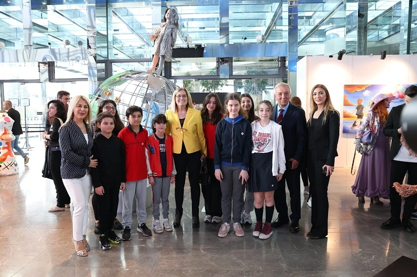 6. Çocuk Sanat Bienali “Barış ve Çocuk” Temasıyla Gerçekleşti