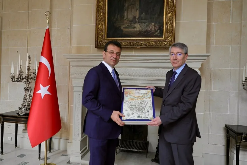 İMAMOĞLU PARİS’TE ÖNCE BÜYÜKELÇİMİZİ, SONRA BELEDİYE BAŞKANI HİDALGO’YU ZİYARET ETTİ