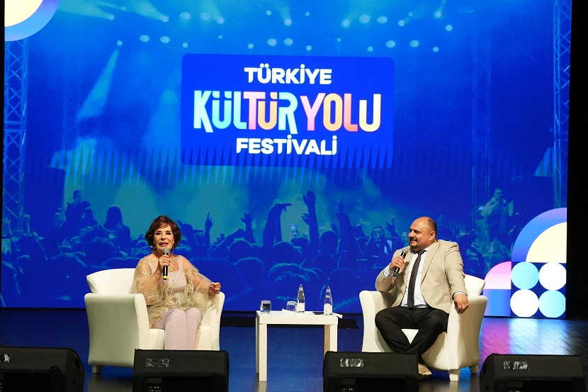 HÜLYA KOÇYİĞİT TRABZON KÜLTÜR YOLU FESTİVALİ’NDE