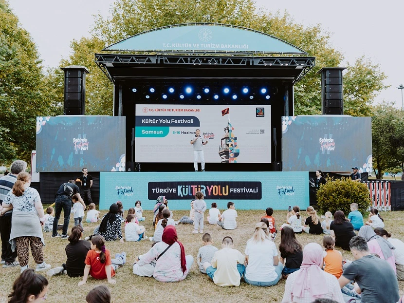 SAMSUN KÜLTÜR YOLU FESTİVALİ TÜM COŞKUSUYLA BAŞLADI