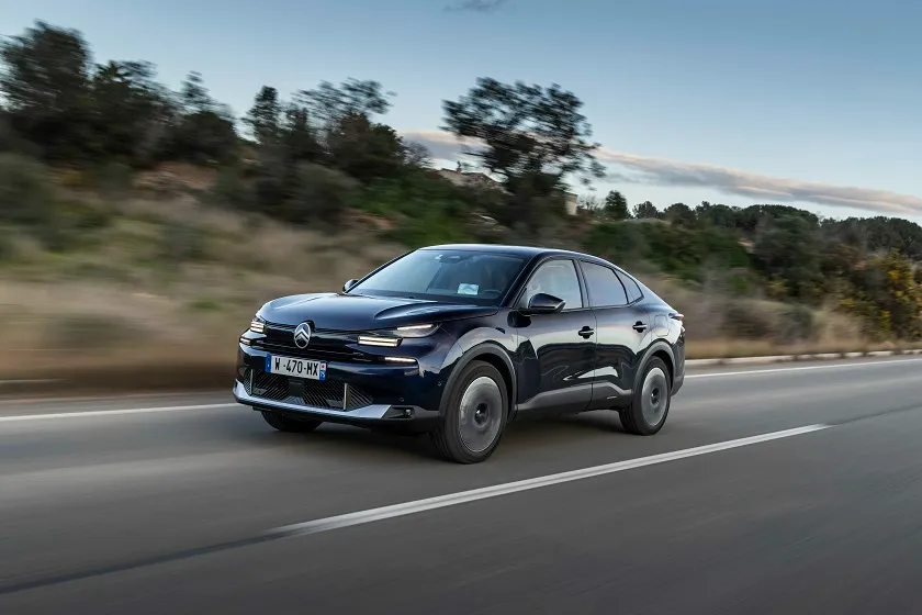 YENİLENEN CITROËN C4 VE C4 X ŞUBATTA TÜRKİYE’DE!