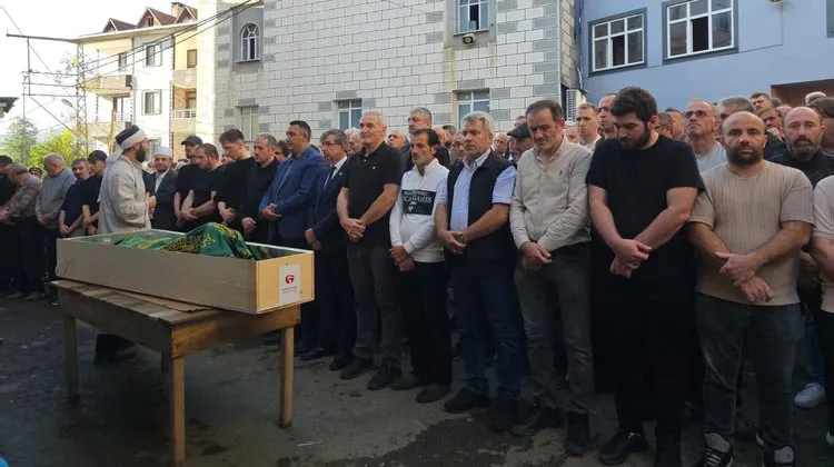 Rifat Kızmış Son Yolculuğuna Uğurlandı