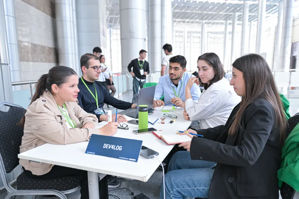 Genç beyinler karbonsuz ulaşım için yarıştı