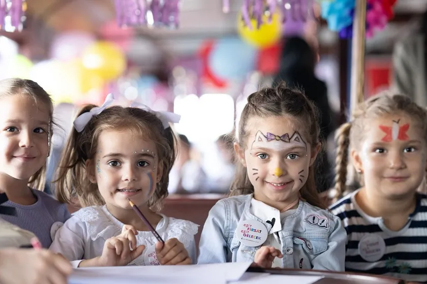 Başarılı kadınlar kız çocuklarına ilham oldu