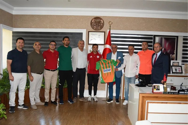 Kemer Belediye Merkez Spor Yönetimi Başkan Topaloğlu