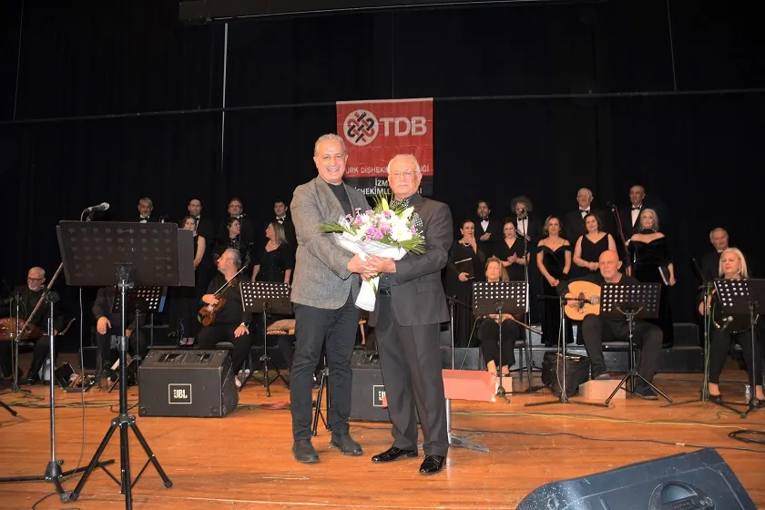 İZDO Türk Sanat Müziği Korosu