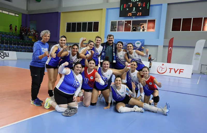 Toroslar Belediyesi Kadın Voleybol Takımı, Mersin İhtisas