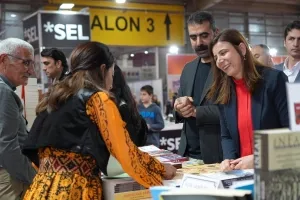 Diyarbakır Belediye Eşbaşkanları Kitap Fuarı