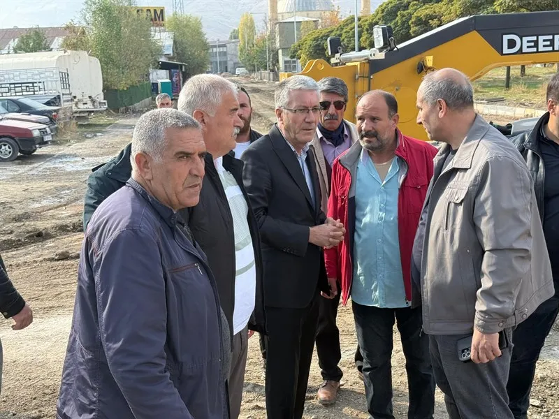 Muş Belediyesi Eşbaşkanı Sırrı Söylemez Sanayi Sitesi