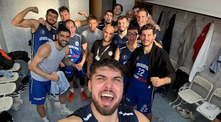 Kütahya Belediyespor Adana Deplasmanından Galibiyetle Döndü