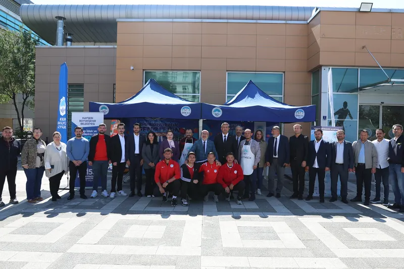 Kayseri Büyükşehir’den KAYÜ’lü Üniversite Öğrencilerine Sıcak Karşılama