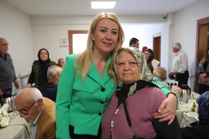 Merkezefendi Belediye Başkanı Şeniz Doğan