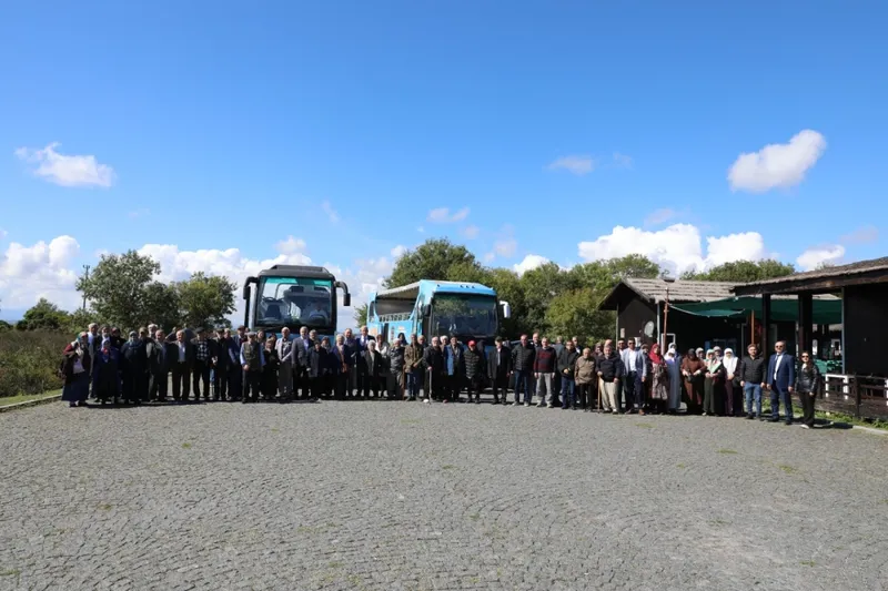 DÜNYA YAŞLILAR GÜNÜ