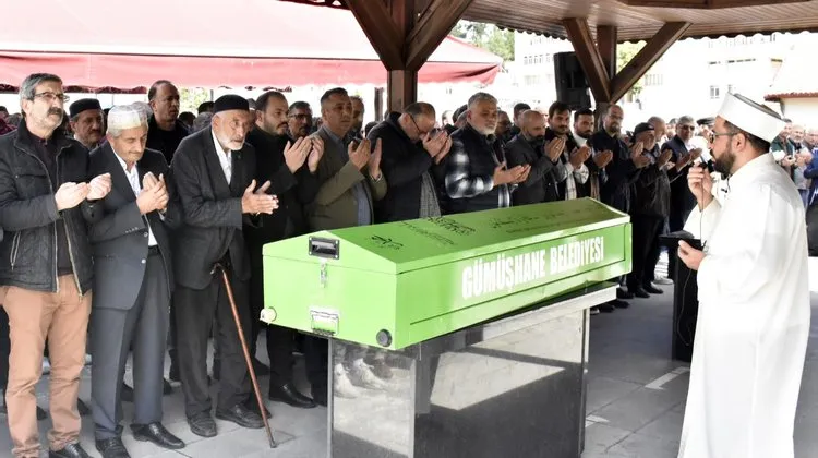 BAŞKANIMIZ, İLİMİZ KARŞIYAKA MAHALLESİ SAKİNLERİNDEN BURHANETTİN KAYA