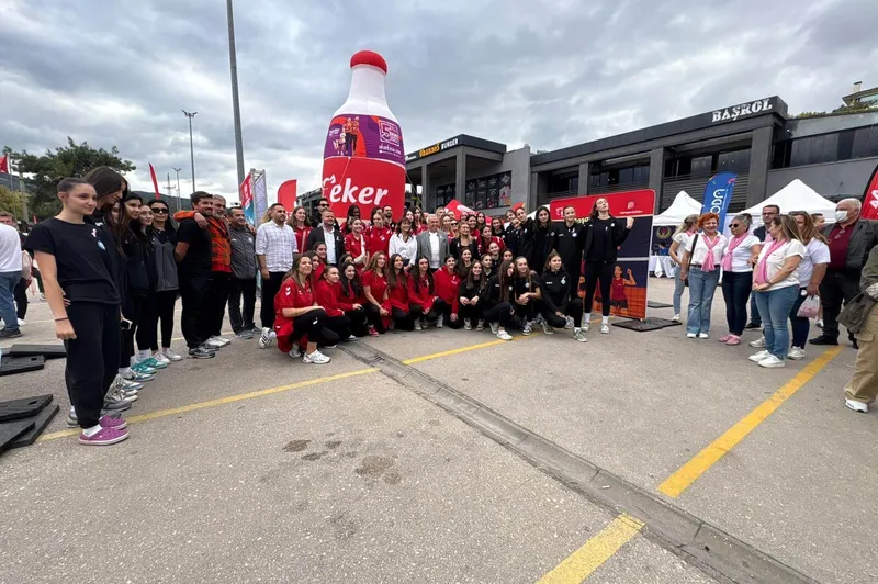 Nilüfer Belediyespor Eker Taraftarla Buluştu