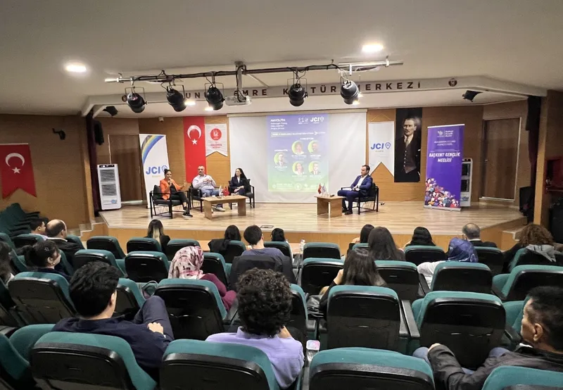 Geleceğin Yapay Zekâ Liderleri Zirvesi Keçiören