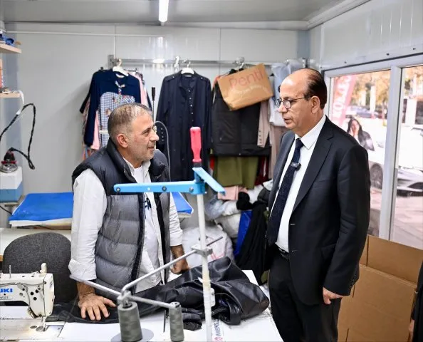 Yeşilyurt Belediye Başkanı Geçit Esnaf Ziyaretlerini Sürdürüyor