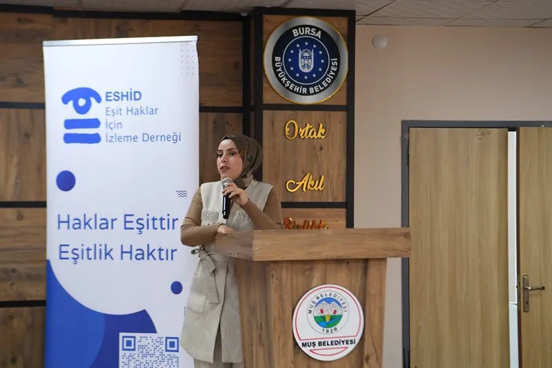 Muş Belediyesi Çocuk Yaşta Evliliklerle Mücadele Çalıştayı Düzenledi