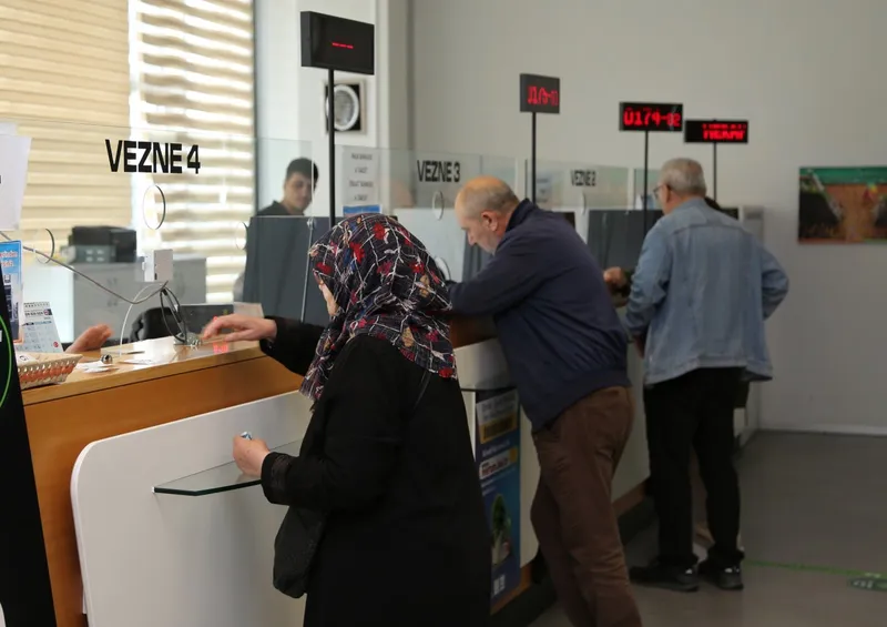 Meram Belediyesi Vezneleri Vergi Ödemeleri İçin Ek Mesai Başlatıyor