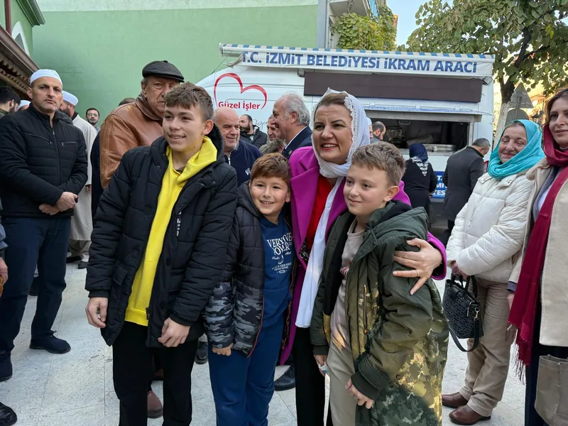 İzmit Belediye Başkanı Fatma Kaplan Hürriyet, Kadıköy Mahallesi