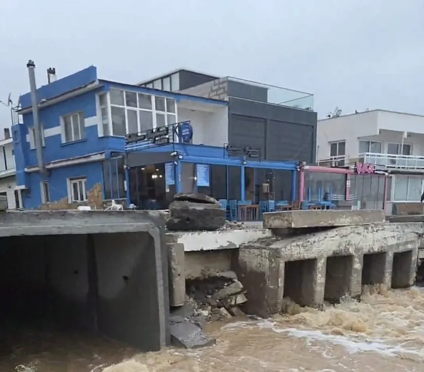 Karaburun, Çeşme ve Foça