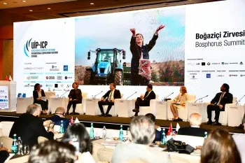 Eskişehir Büyükşehir Belediye Başkanı Ayşe Ünlüce Boğaziçi Zirvesi