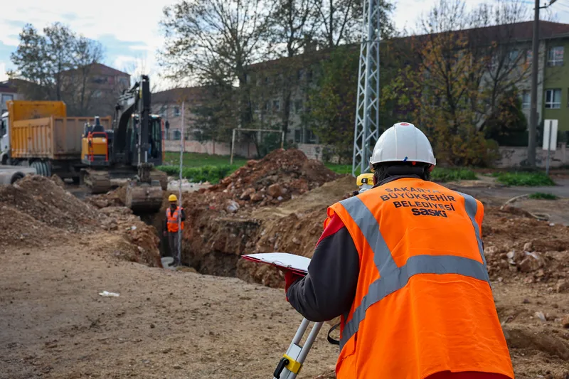 Alparslan Türkeş Caddesi