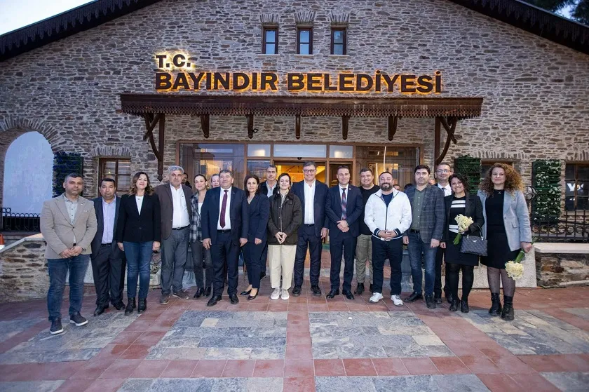 Çiçeğin başkenti Bayındır, festivalle renklendi