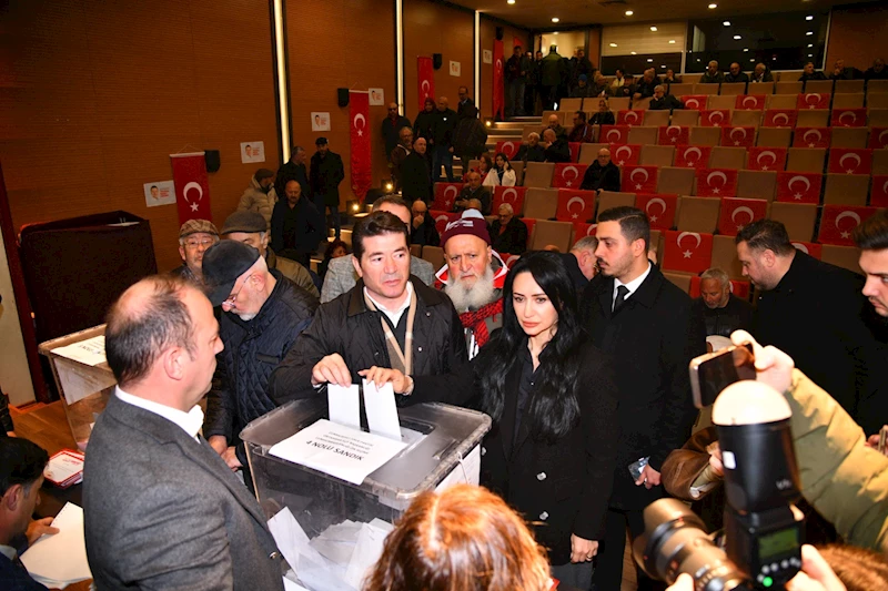 Başkan Kaya: “Ekrem İmamoğlu’na yapılan haksızlık bütün Türkiye’yi birleştirdi”