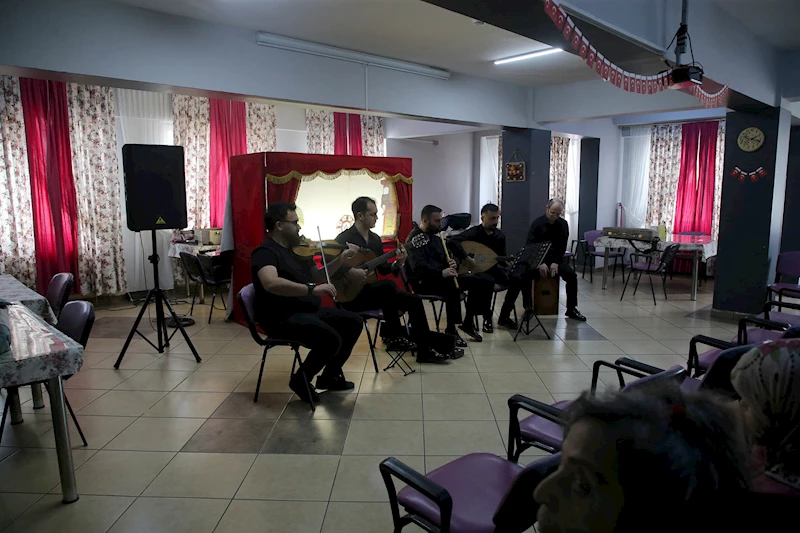 Büyükşehir’den yaşlıların yüzünde tebessüm olan ziyaret