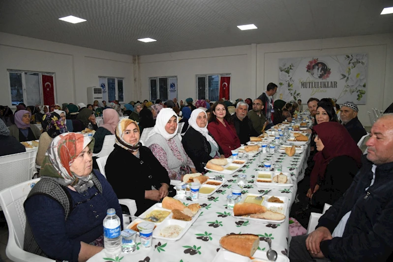 YUNUSEMRE, MALDANLILARLA İFTAR SOFRASINDA BULUŞTU
