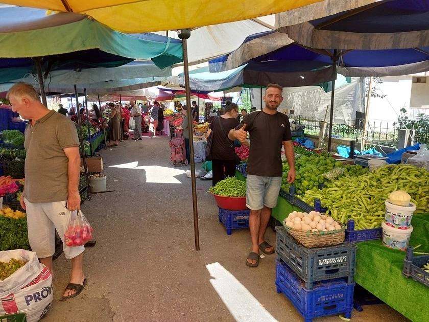Bayram Öncesi Semt Pazarlarında Durum