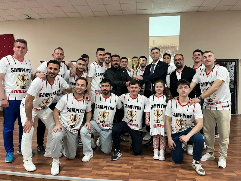 Şampiyon Ayvalıspor Onuruna İftar Yemeği