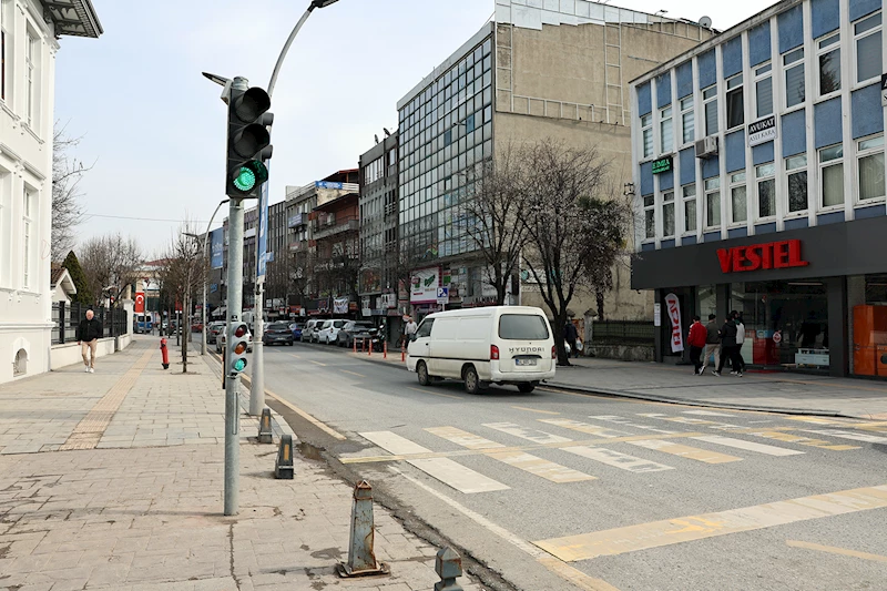 Trafik ışıklarında Yeşilay farkındalığı